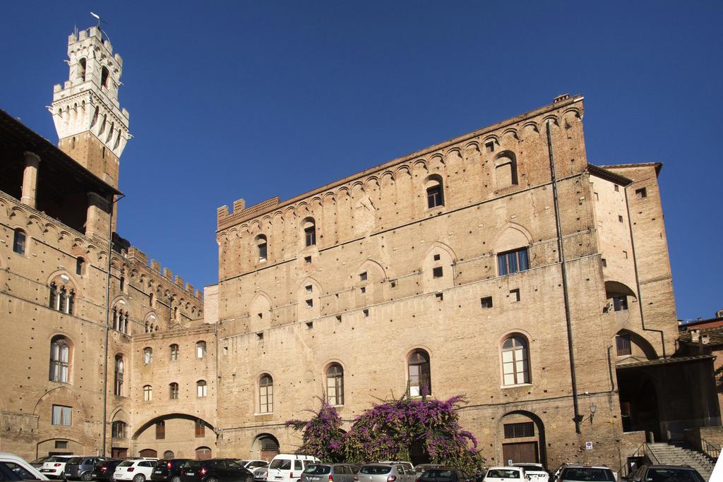 Soggiorno La Primula Siena Luaran gambar