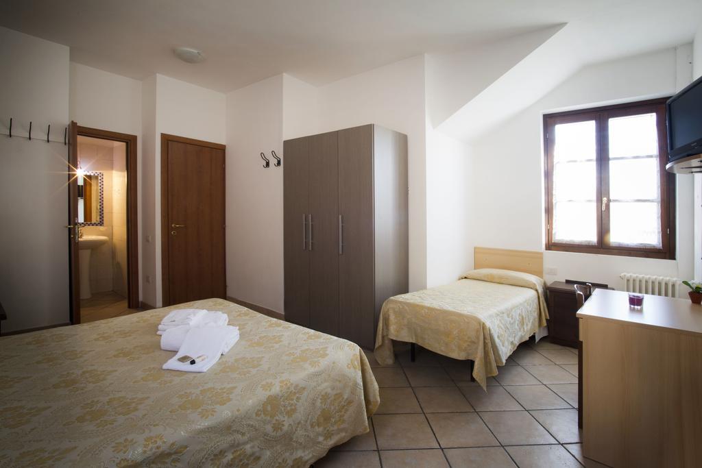 Soggiorno La Primula Siena Luaran gambar