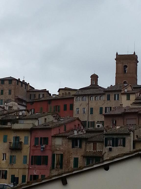 Soggiorno La Primula Siena Luaran gambar